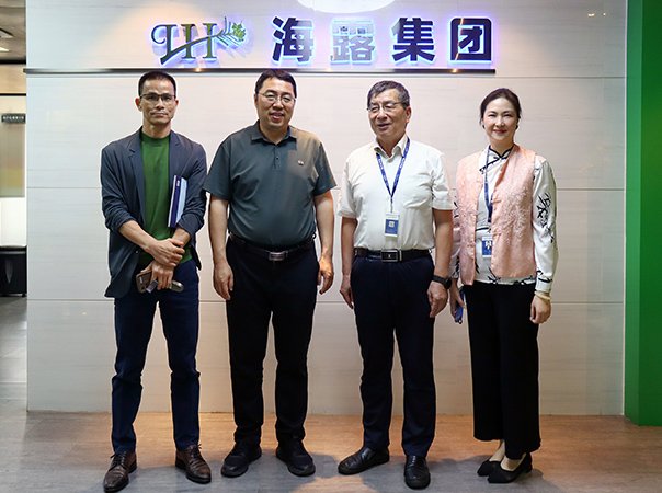 �й�ũ��Ժ��ϯ��ѧ�ҵ���װ������fun88ģʽ������̽ũ��Ʒ��ͨ���辶